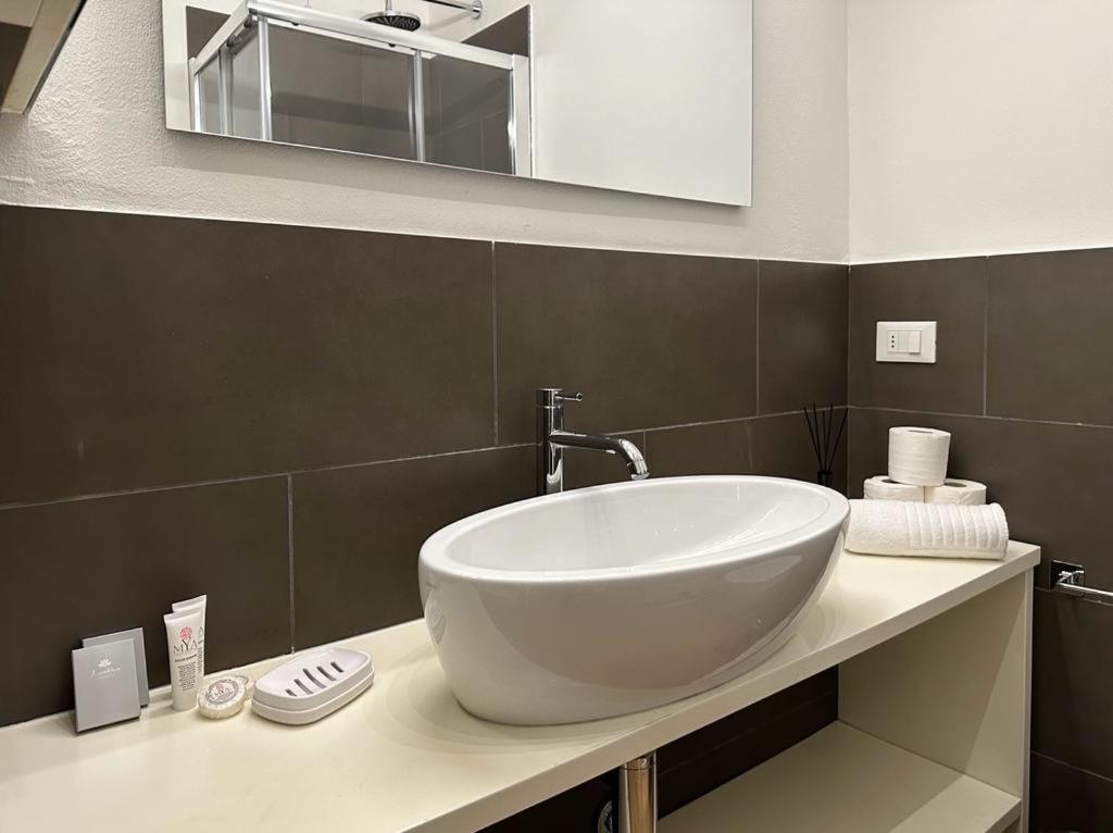 Luxury Battisti Apartment Padova Exterior photo